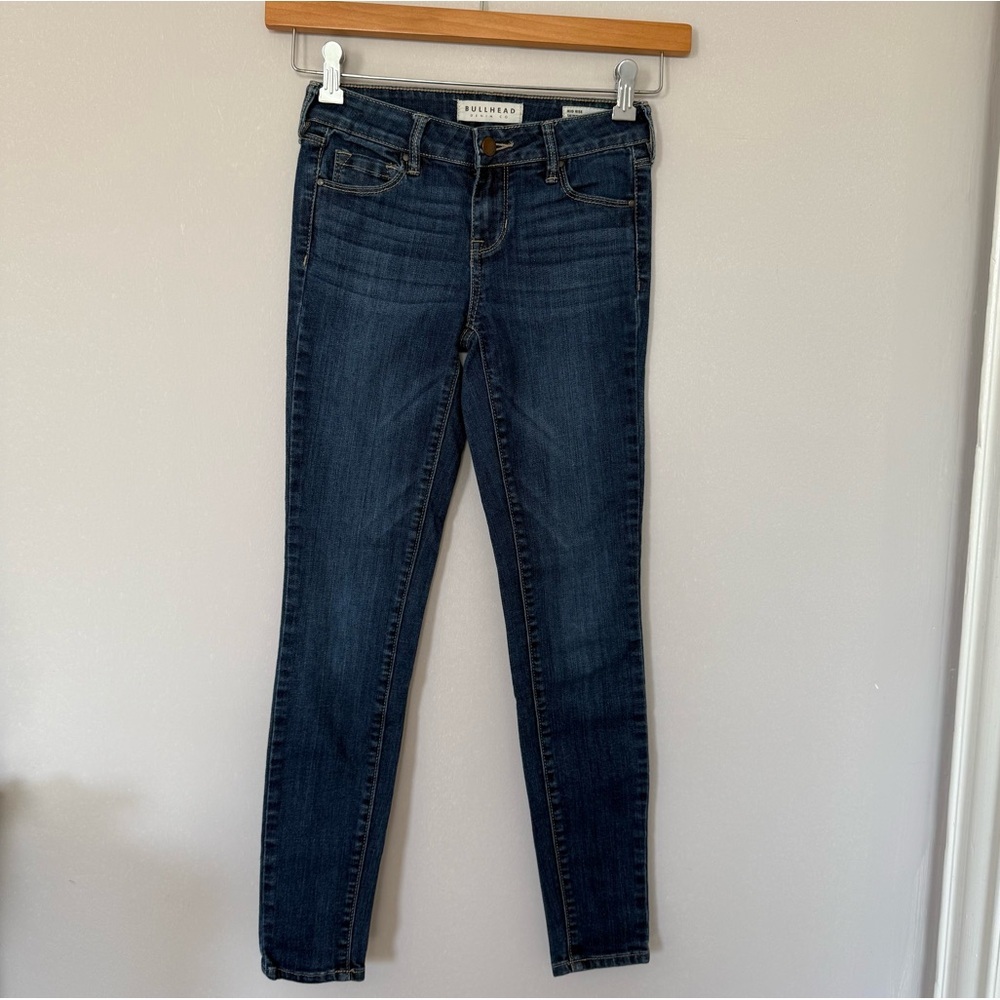 Bullhead Dark Blue Women's Skinny Jeans size 23